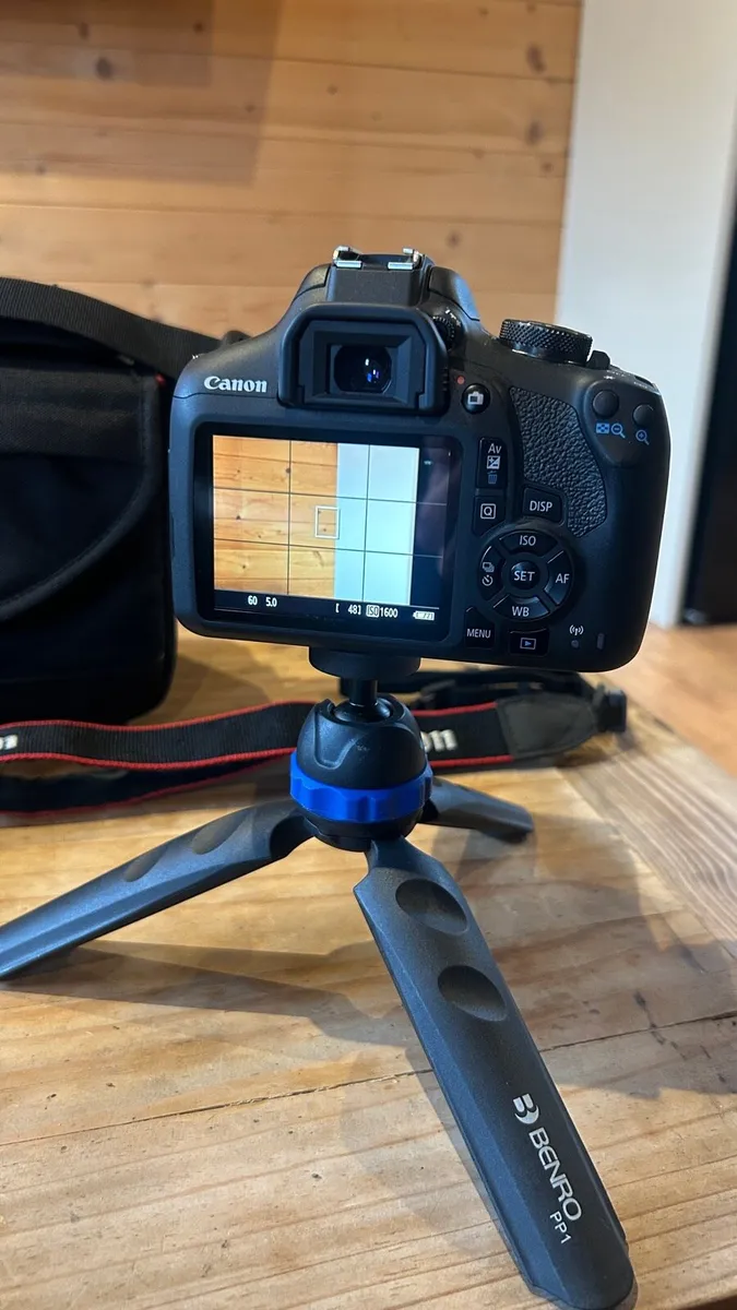 Canon EOS 2000D DSLR Camera Kit + Accessories - Image 4