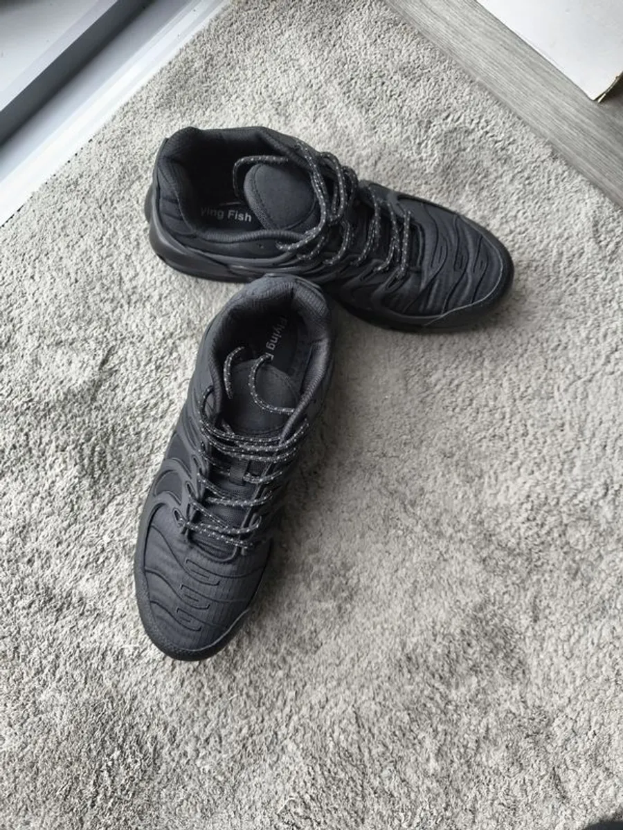 shoes - Image 1