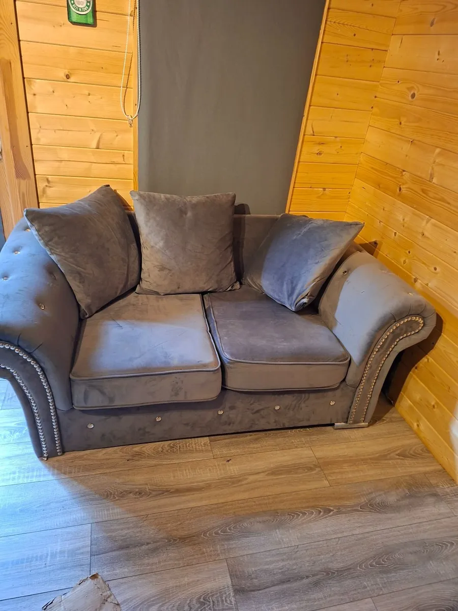 2 seater sofa - Image 3