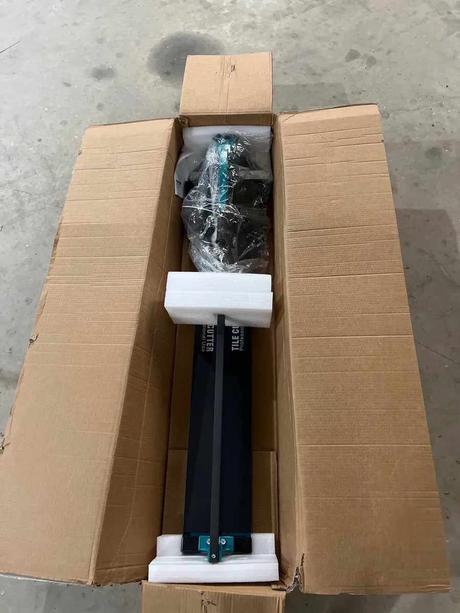 New VEVOR Manual Tile Cutter (1200 mm / 48-inch) - Image 1