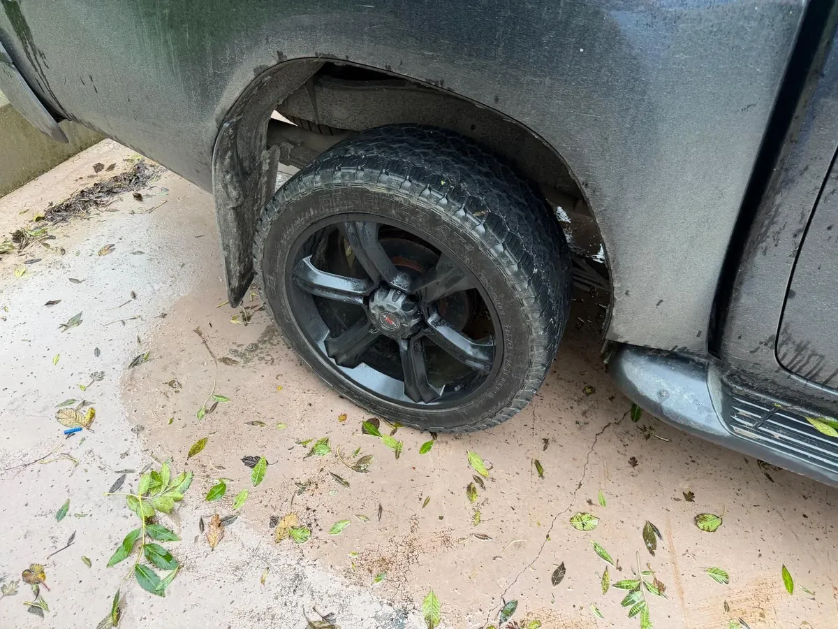 Toyota Hilux 2021 - Image 4