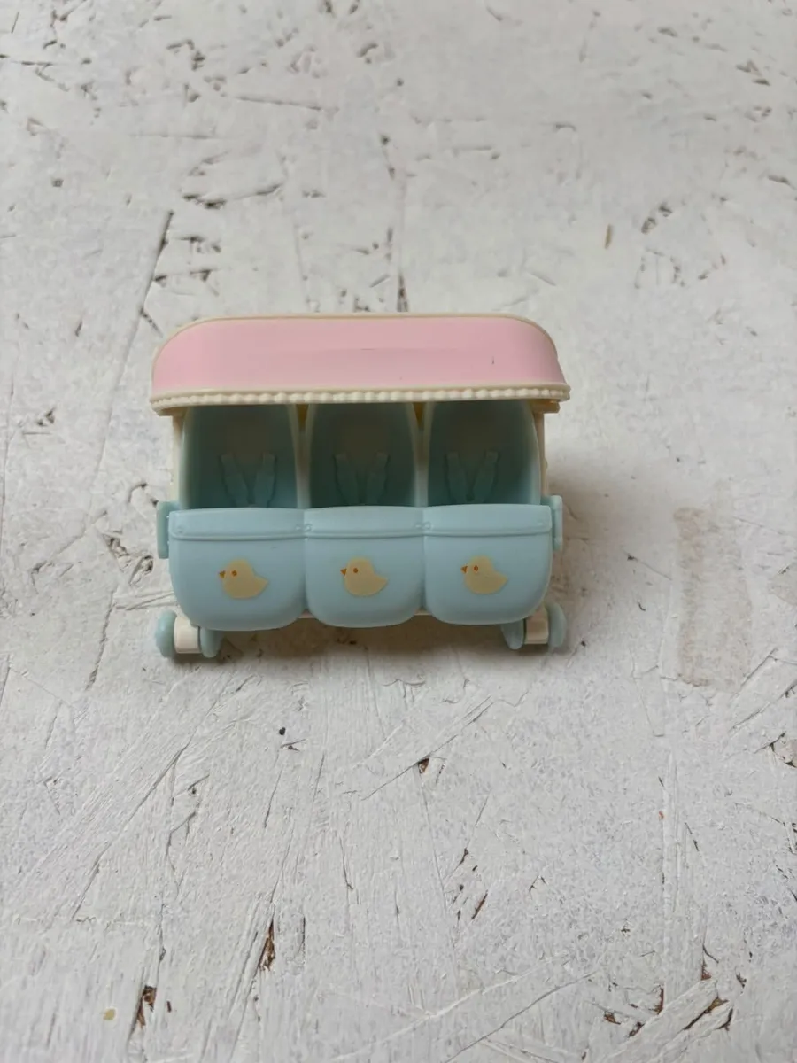 Silvanian Baby Bed & Pushchair - Image 3