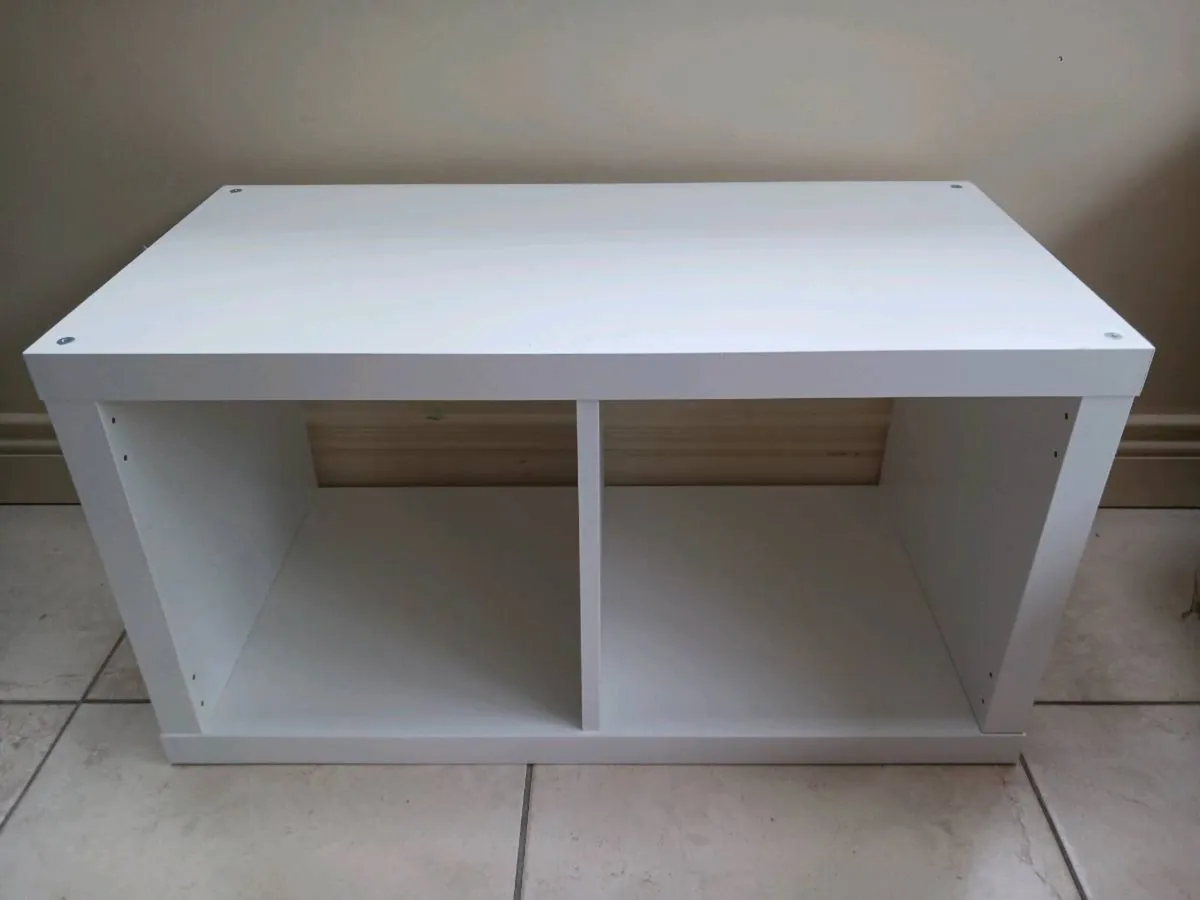 Storage shelf - Image 1