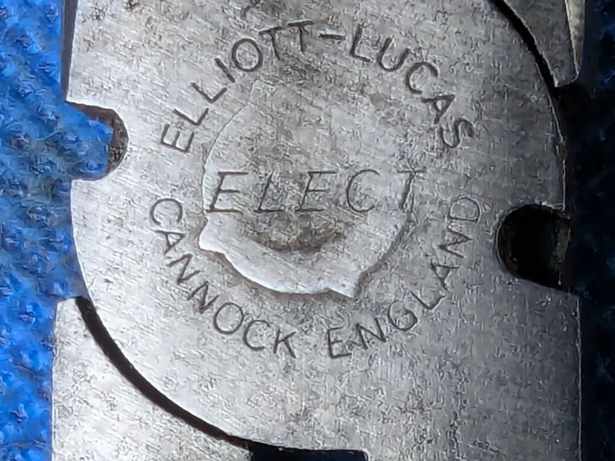 2 Pliers by Lucas Elliot - Image 2