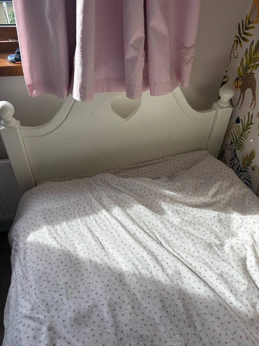Kids bed - Image 2