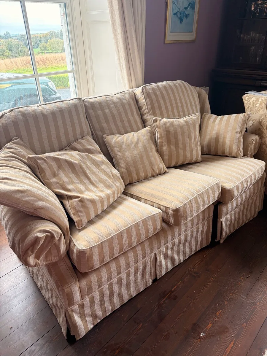 3-Seater Sofa & 2 Matching Armchairs - Image 1