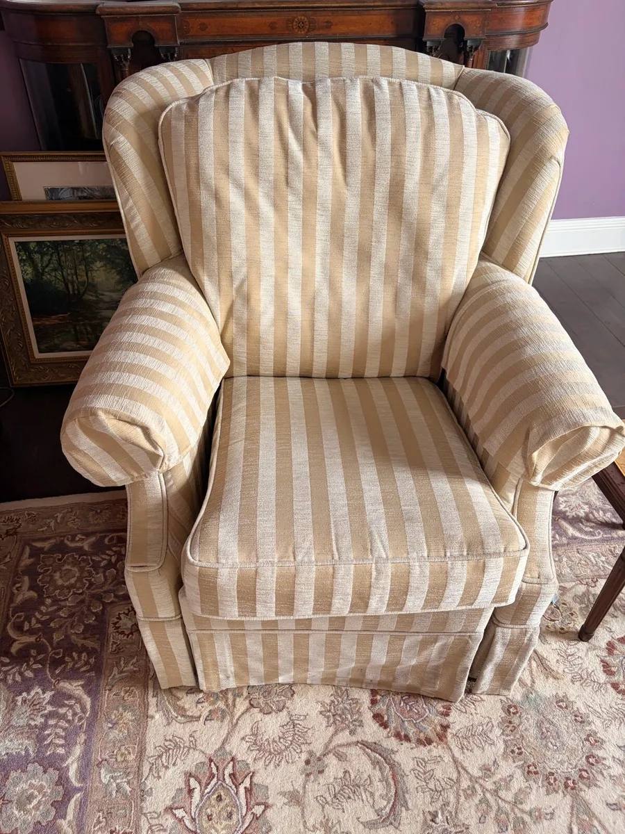3-Seater Sofa & 2 Matching Armchairs - Image 3