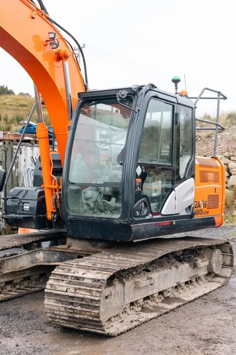 2014 HITACHI ZX130 LCN-5B | 360° EXCAVATOR - Image 4
