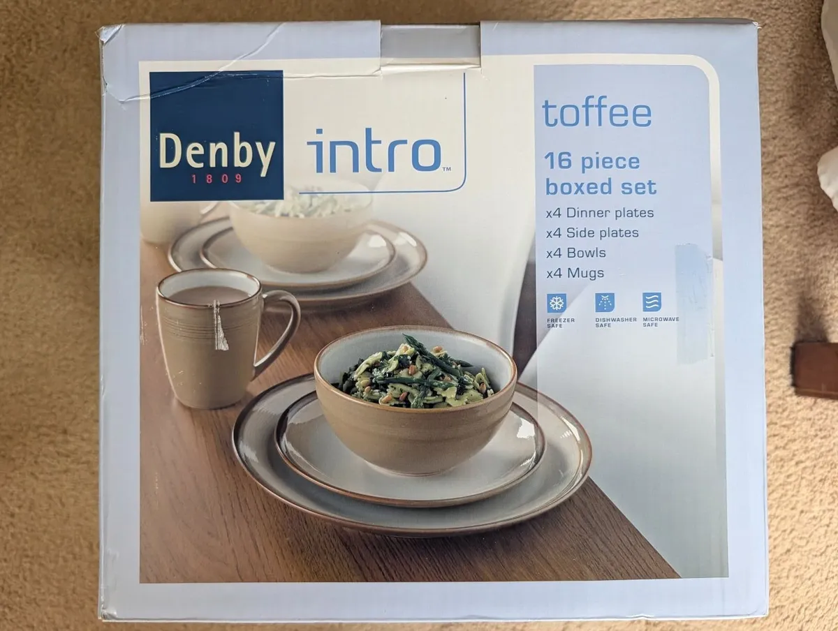 Denby 16 piece set - Image 1