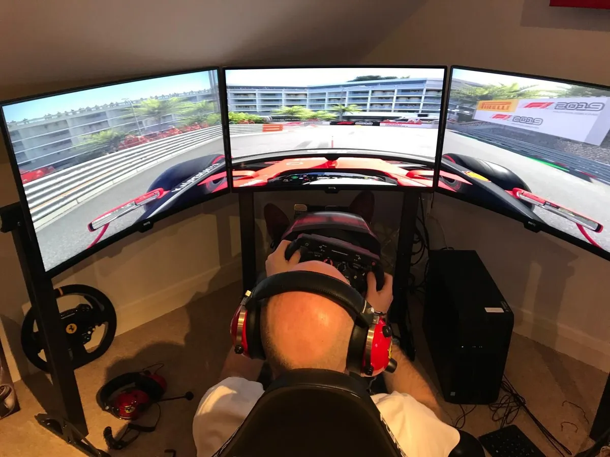 F1/Race Car Racing Simulator - Image 3