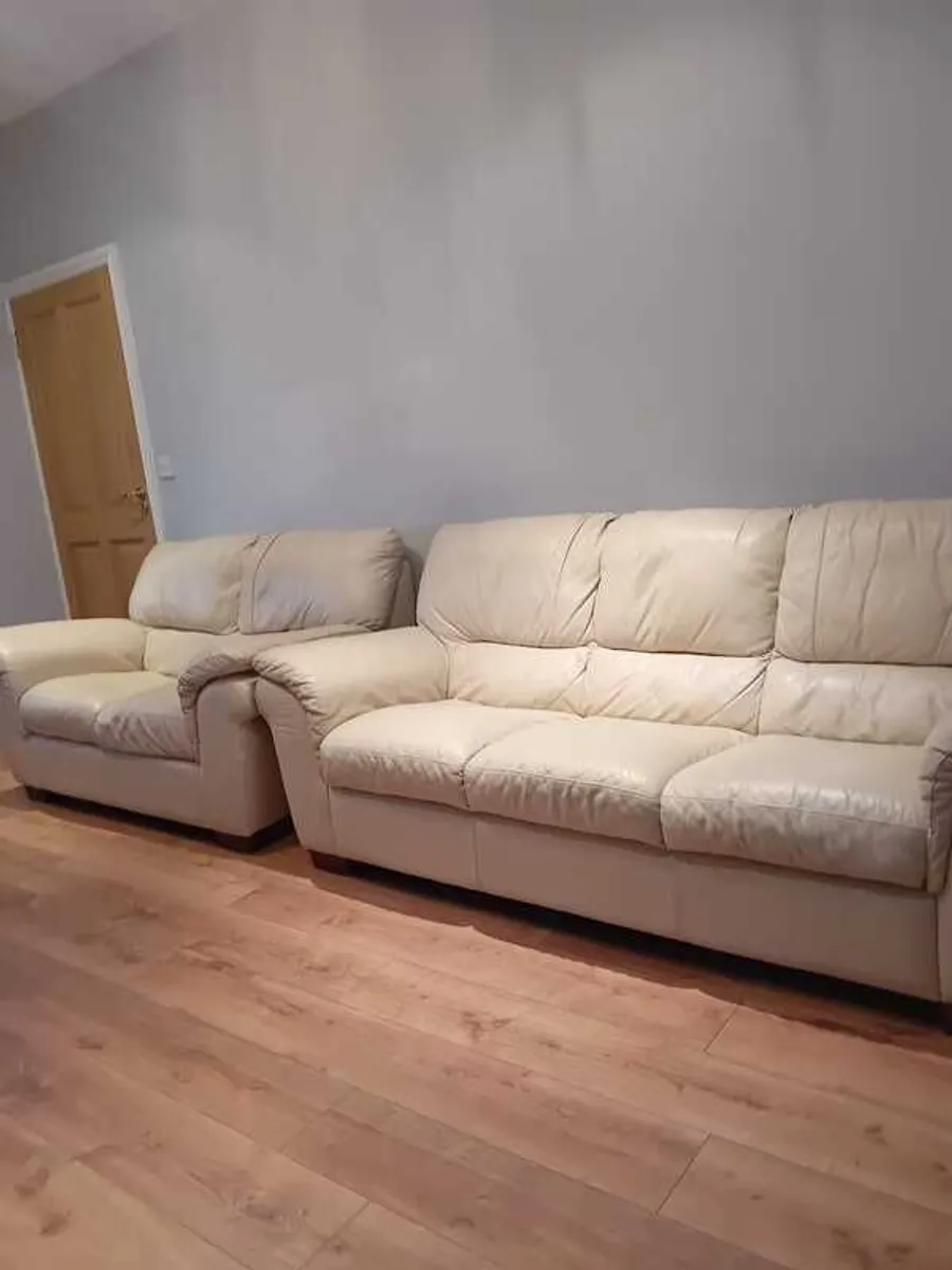 Pair Of Matching CREAM Leather Sofas - Image 4