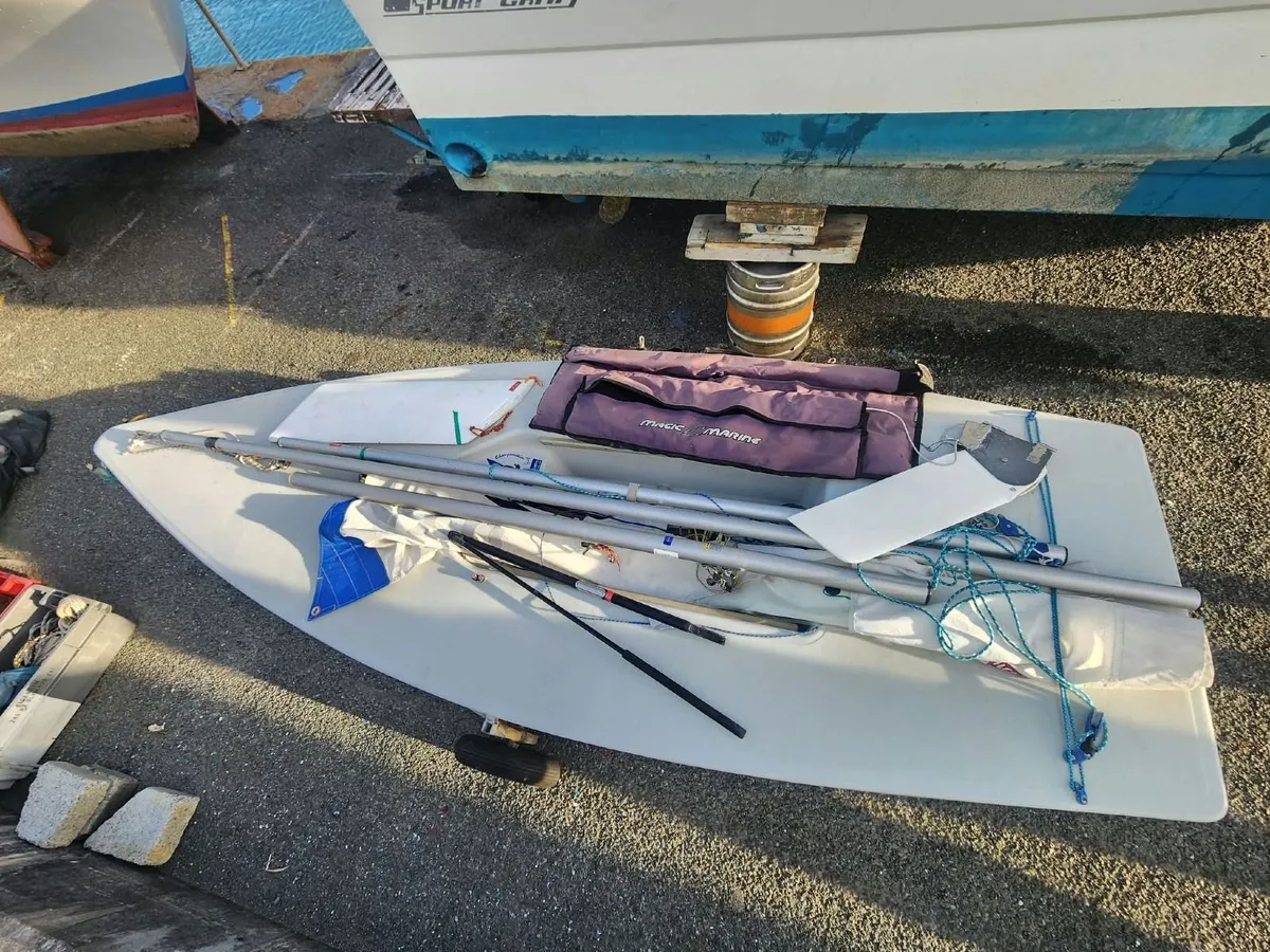 Laser sailboat - Image 2