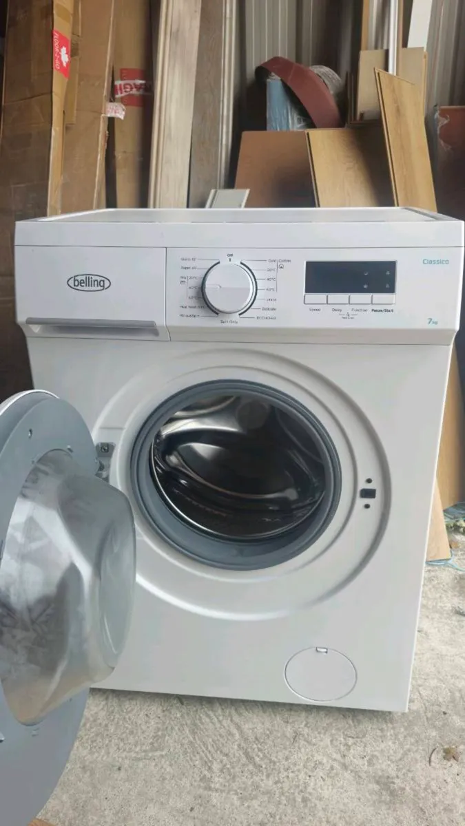 Washing machine - Image 1
