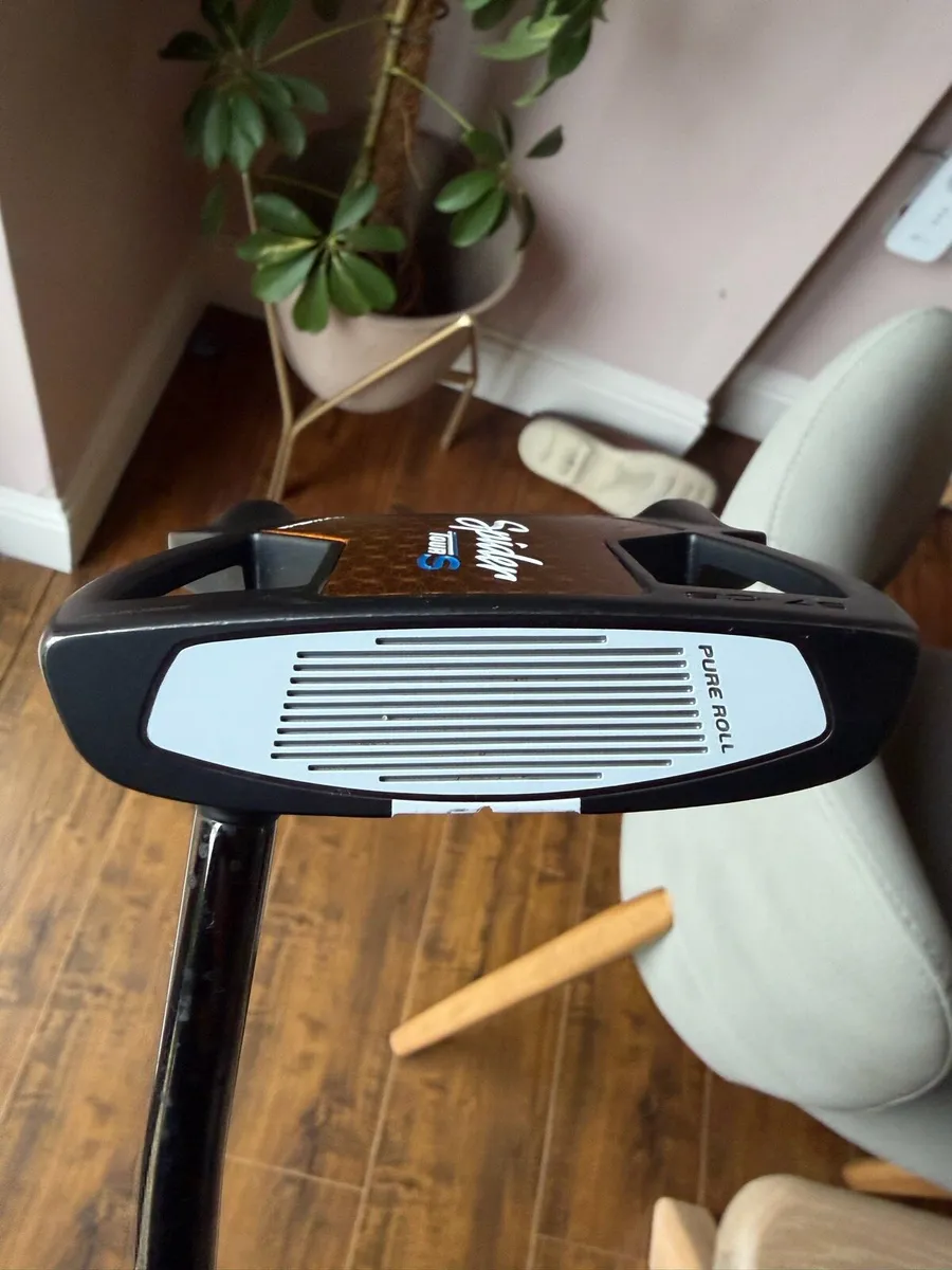 Taylormade Spider Tour Black Counter BalancePutter - Image 2