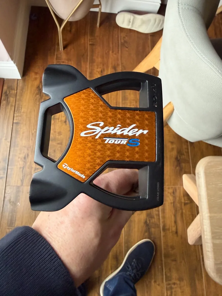 Taylormade Spider Tour Black Counter BalancePutter - Image 1