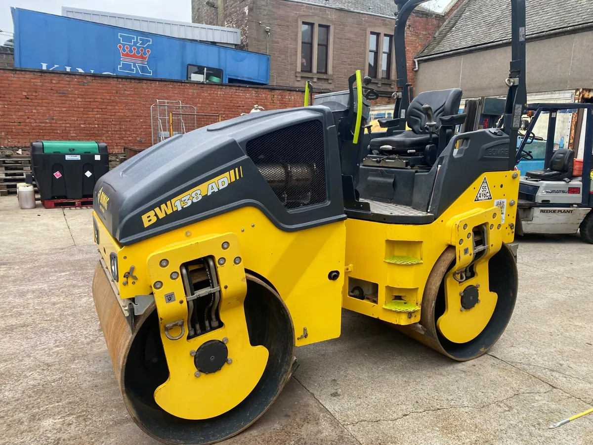 2020 Bomag Roller (5Ton) 967 HRS - Image 1