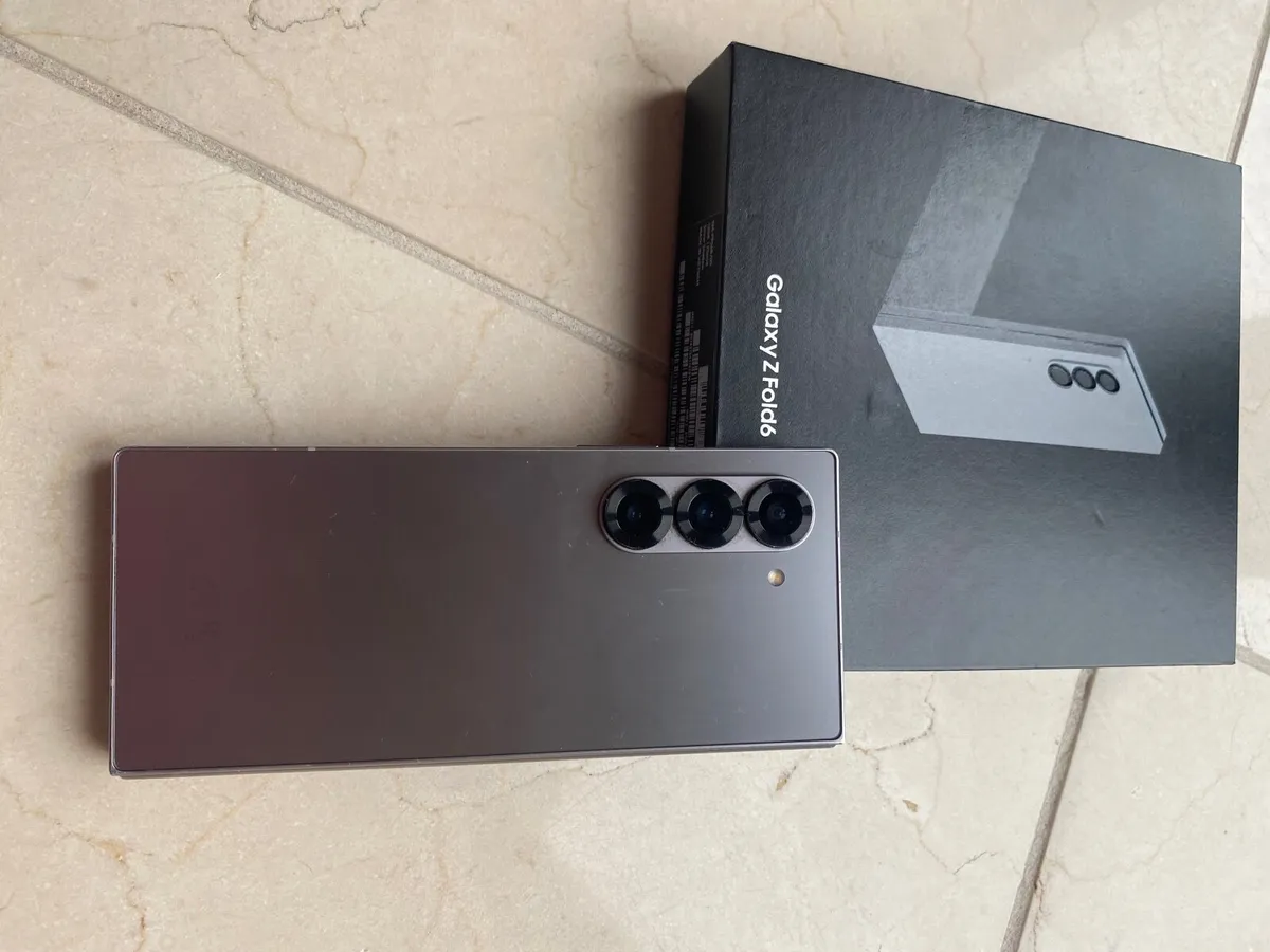 Samsung Galaxy  Z Fold 6 256GB - Image 4