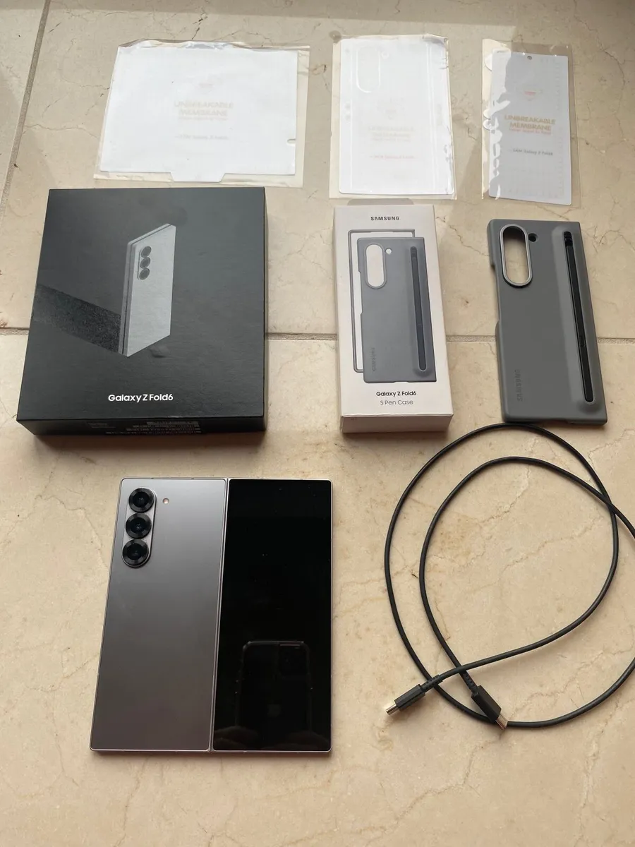 Samsung Galaxy  Z Fold 6 256GB - Image 2