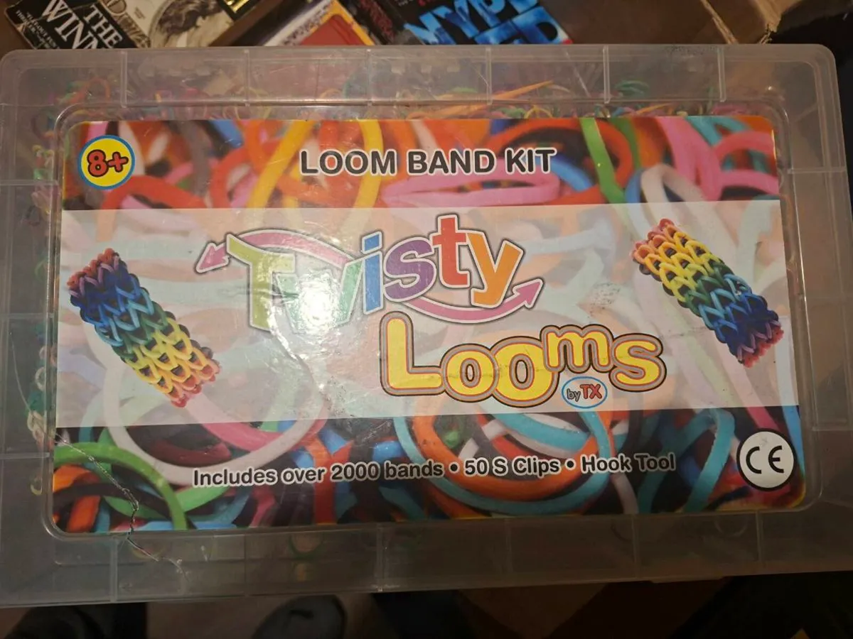 Box of books/board game/loom band kit FREE - Image 3