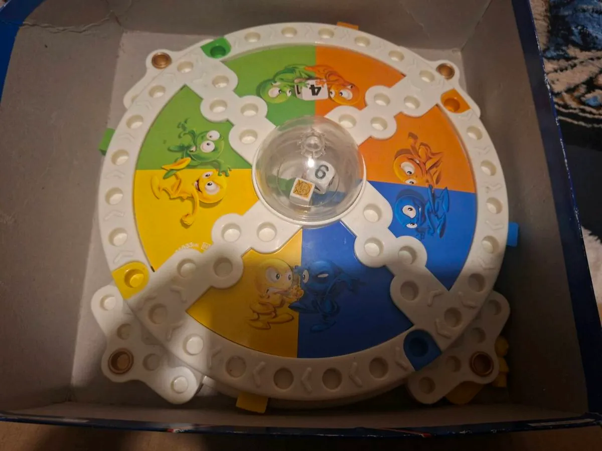 Box of books/board game/loom band kit FREE - Image 4
