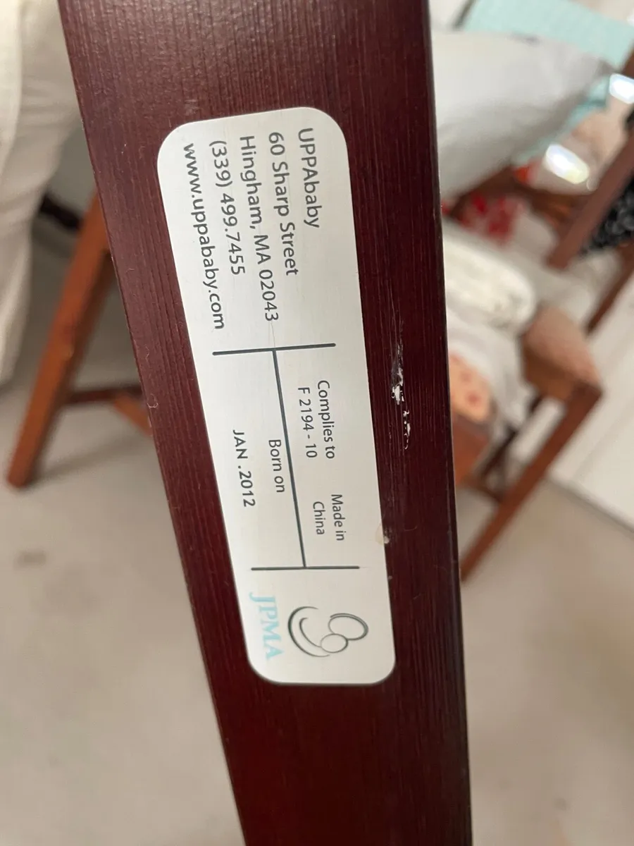 Bassinet and custom frame Uppababy / day bed - Image 2