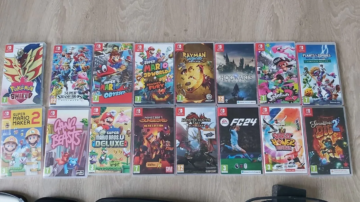 Nintendo Switch game console with 16 games & acces - Image 2