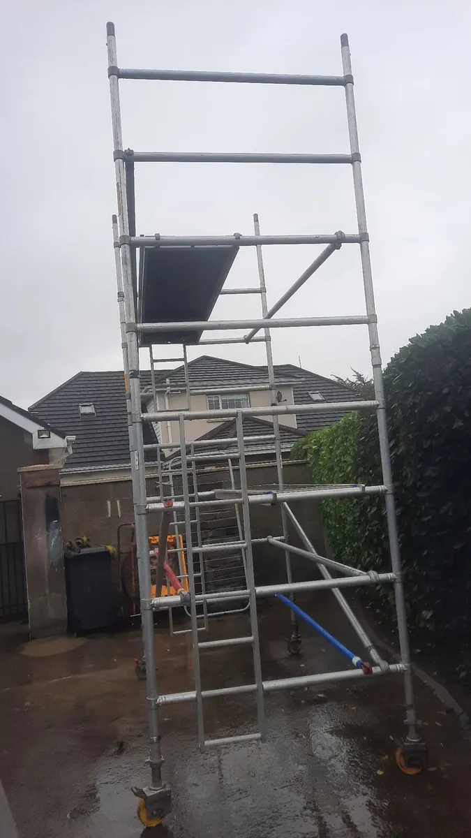 Alliminuim Scaffolding Tower- - Image 2