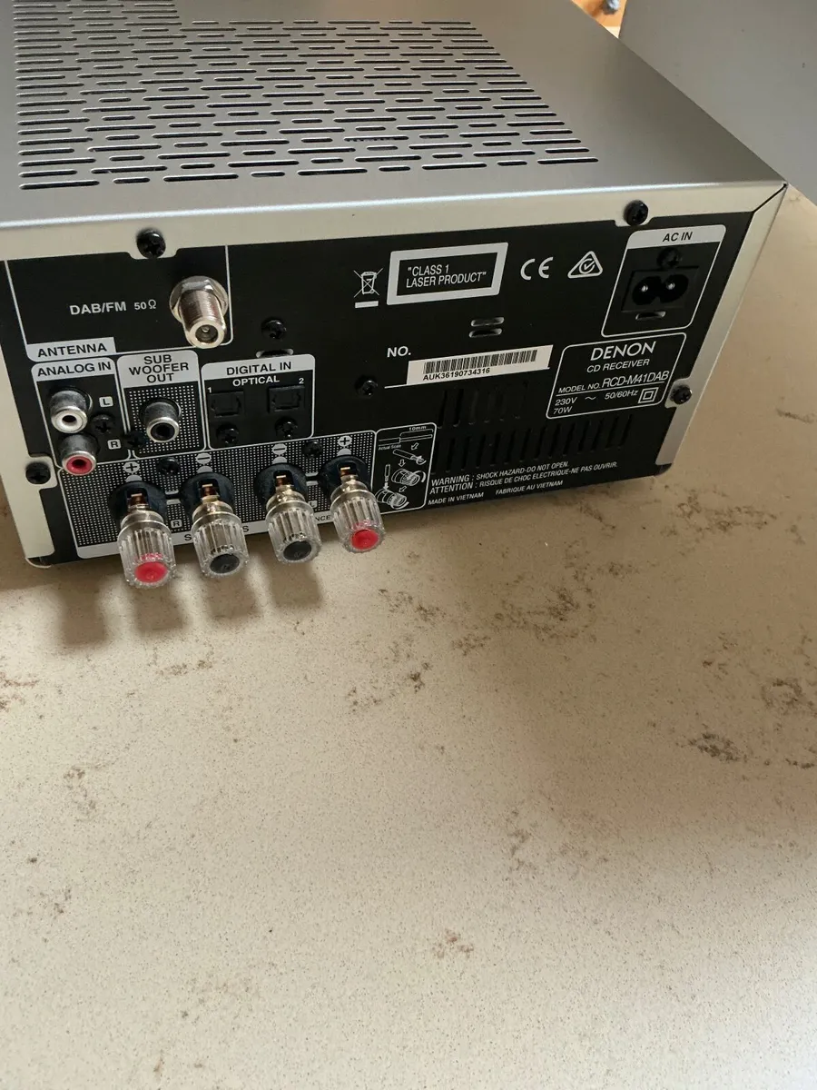 Hi Fi - Image 4