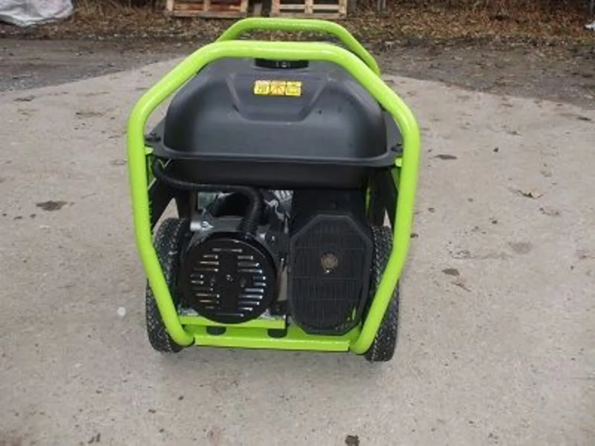 New 3.5KVA Petrol Generators - Image 3