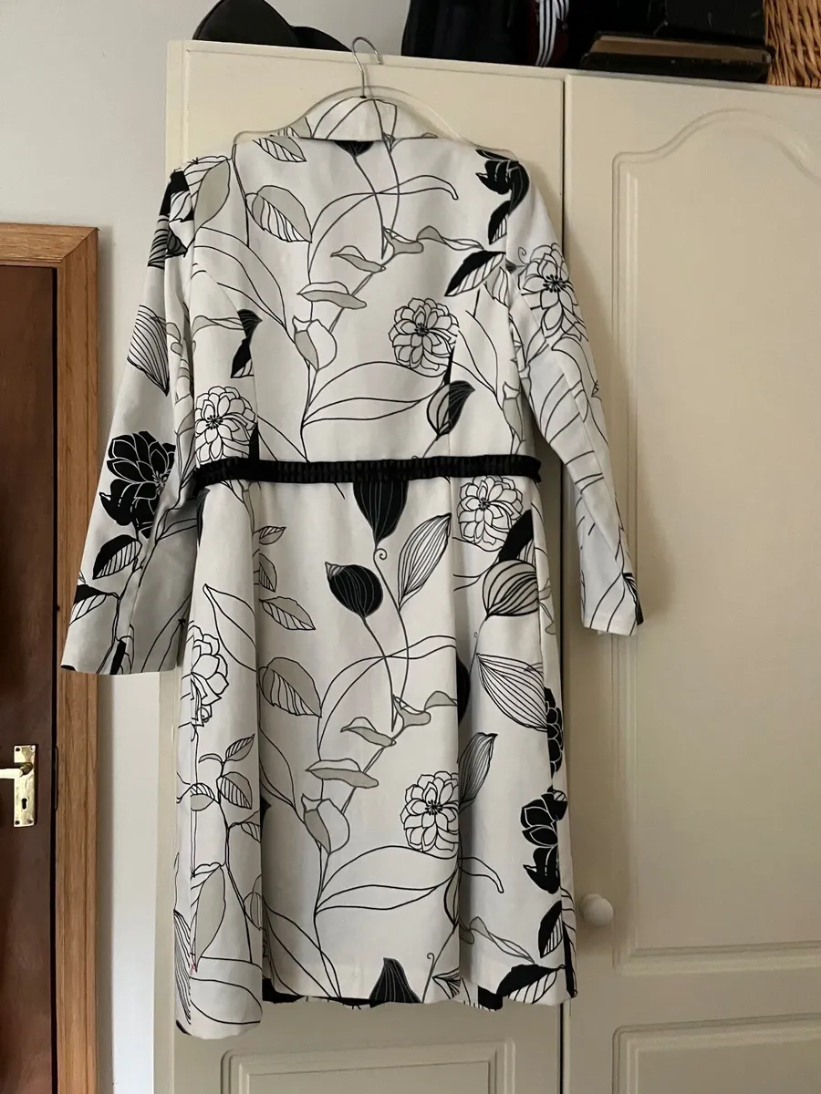 Coat - Image 3