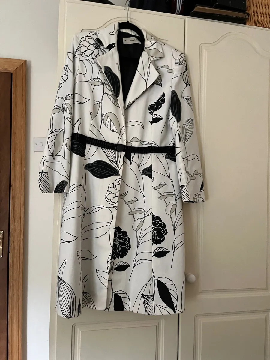 Coat - Image 4