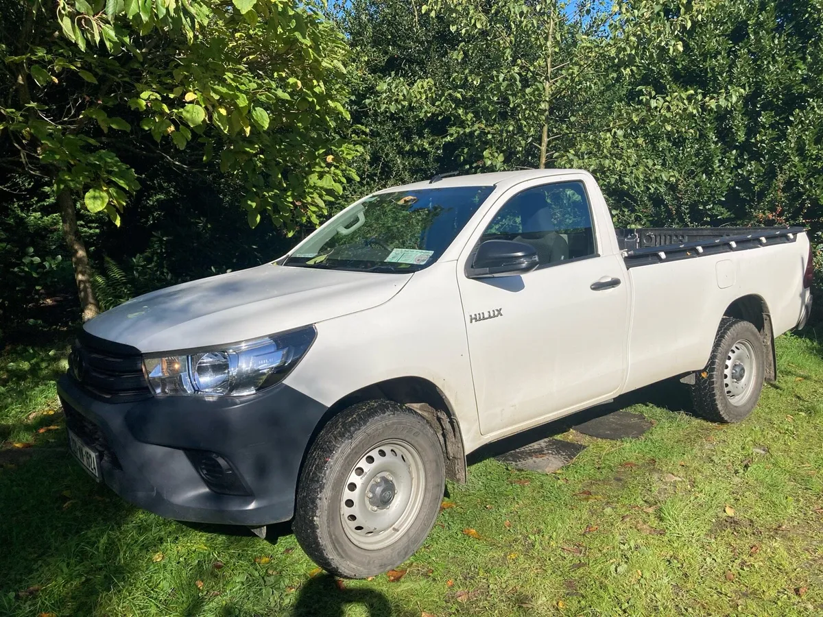 Toyota hilux - Image 1