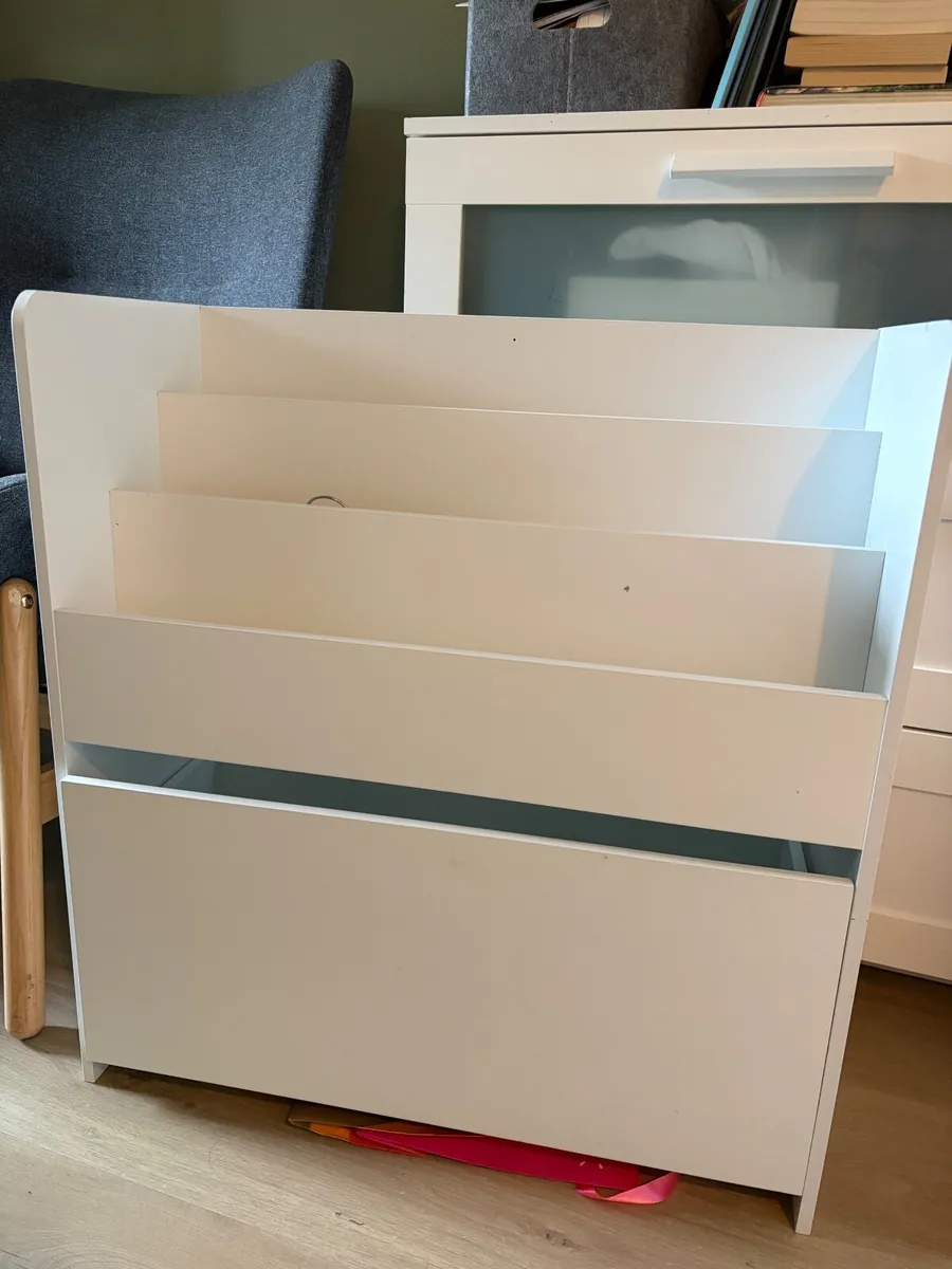 Book shelf - Image 2