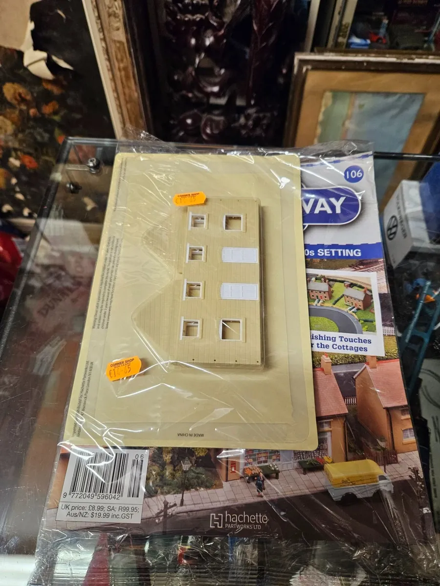 Hornby OO Gauge Building Part