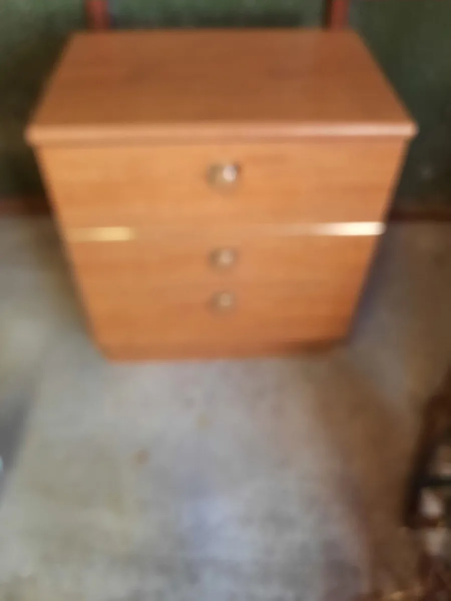 Mid century chest - Image 1