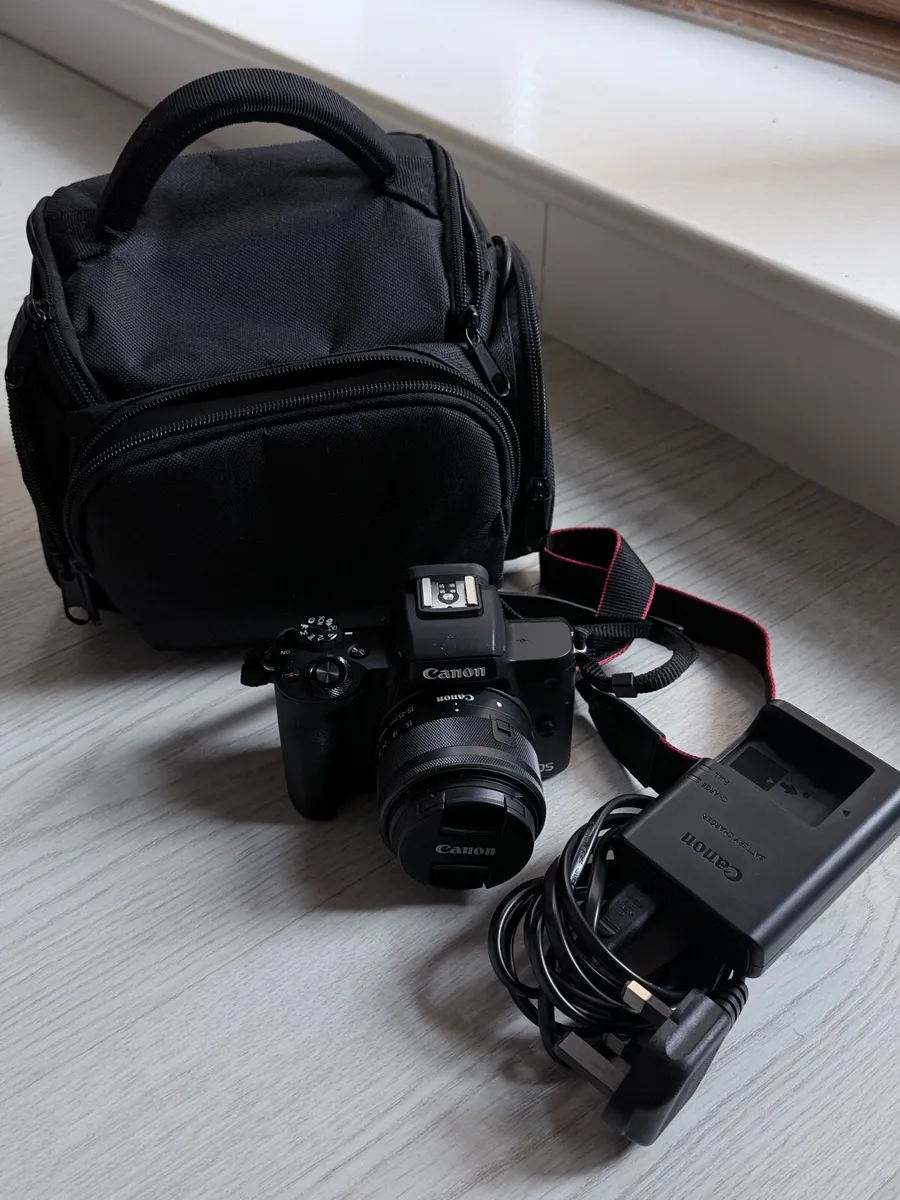 Canon EOS M50 Mark II - Image 2