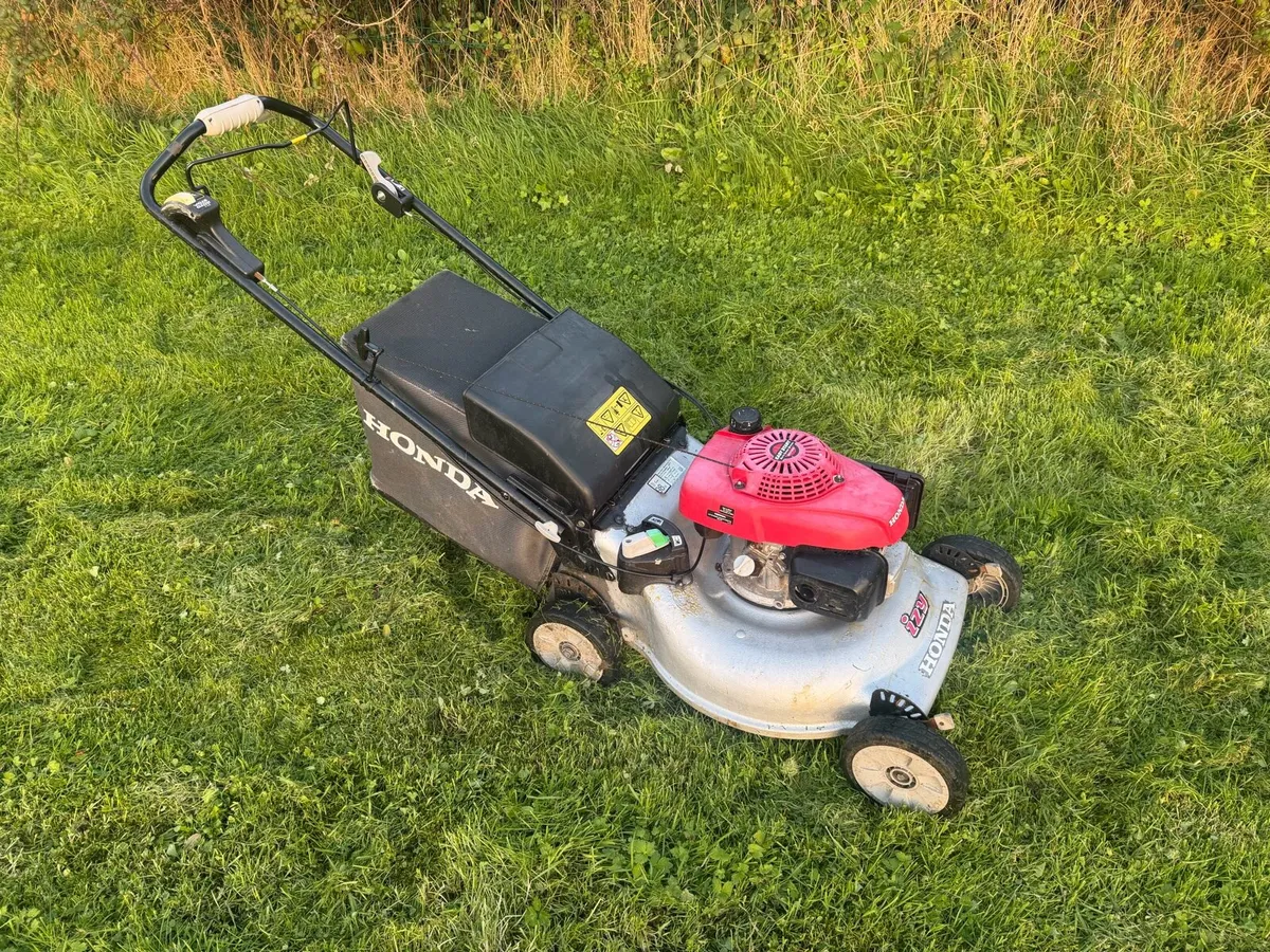 Honda lawnmower - Image 1