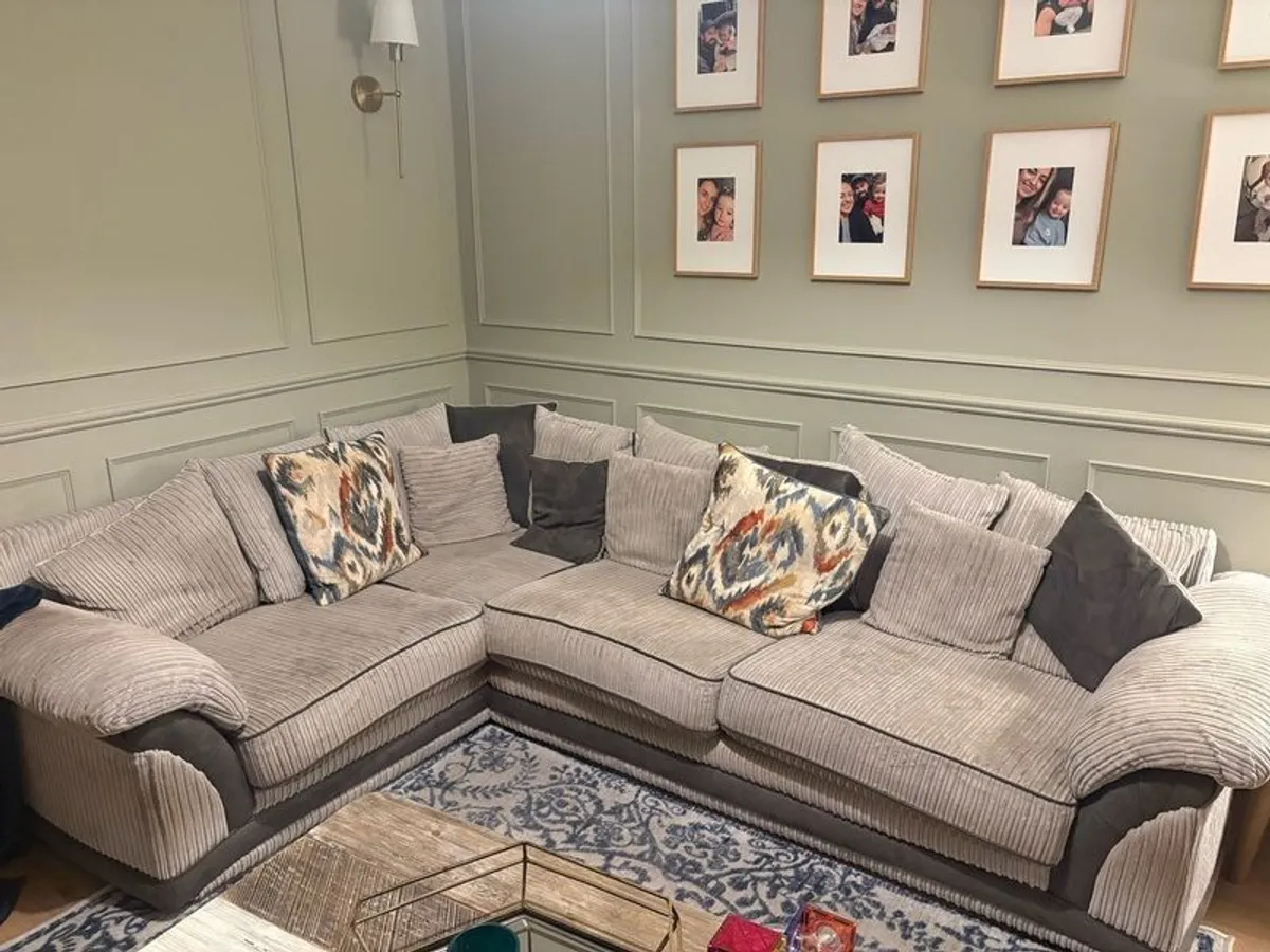 L couch for sale - Image 1