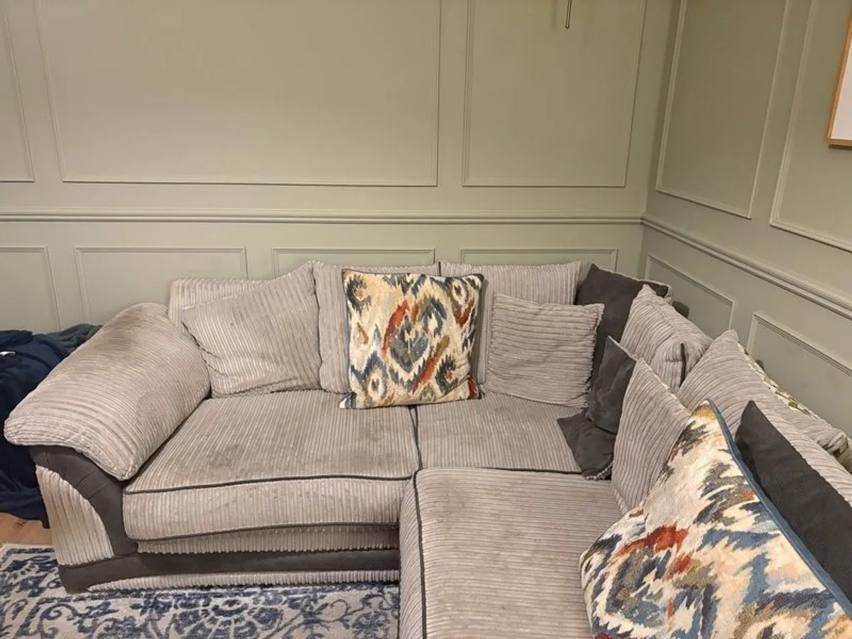 L couch for sale - Image 3