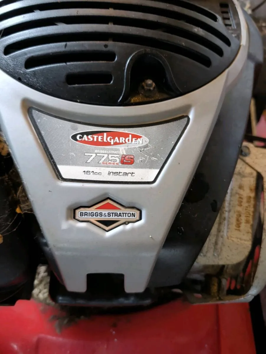 Lawn mower - Image 2
