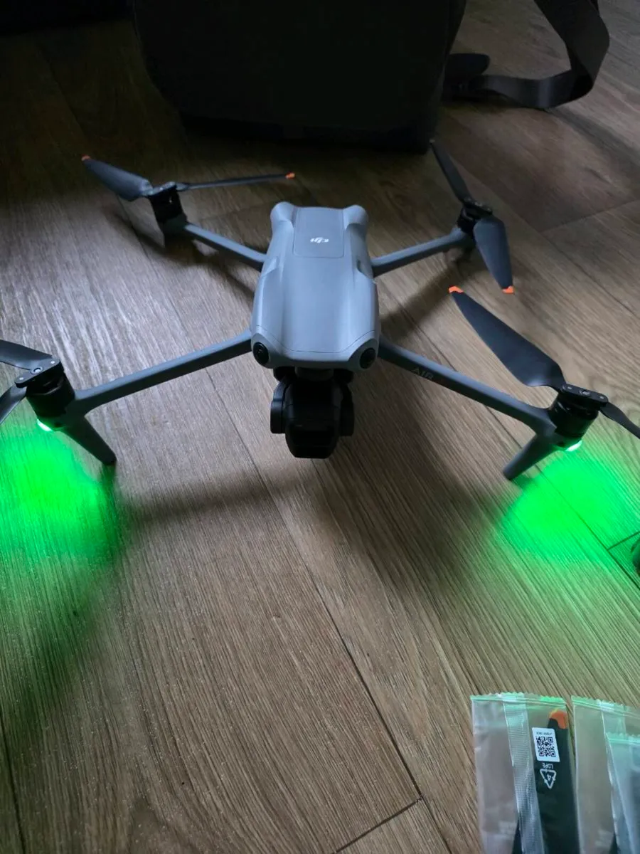 DJI Air 3 fly more combo - Image 3