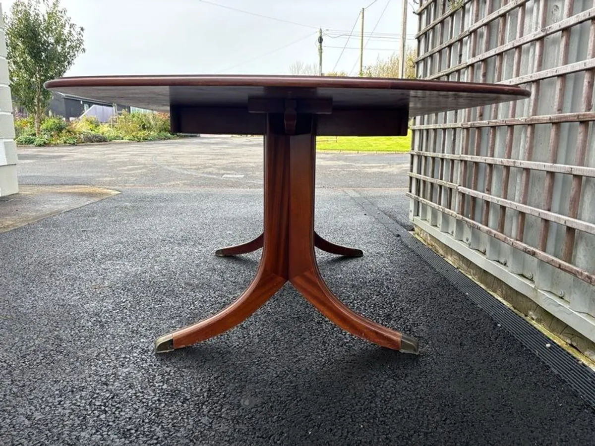 Parker Knoll dining table and chairs - Image 2