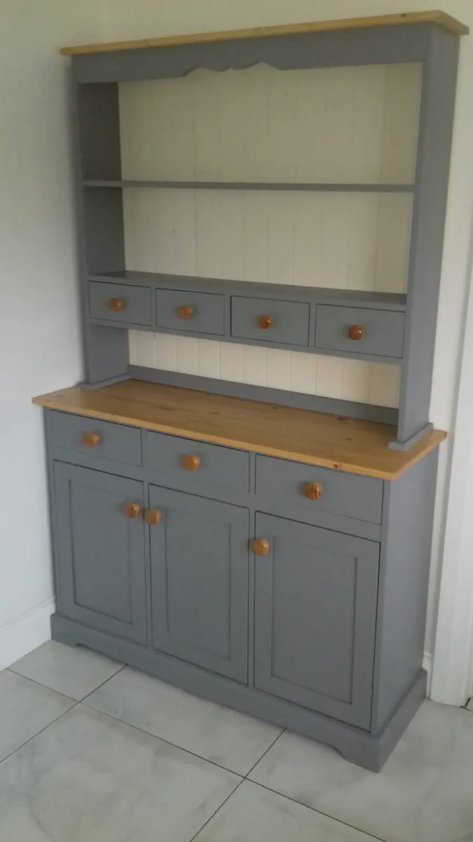 Handmade shaker style pine kitchen dresser - Image 2