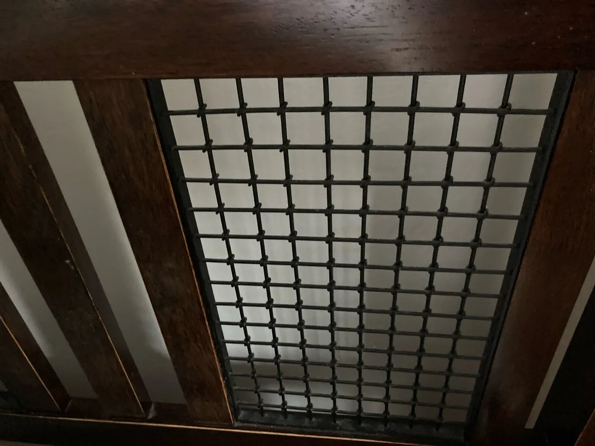 Double solid wood bed base - Image 2