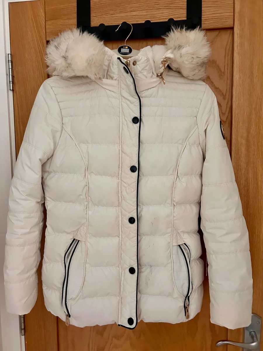 White jacket - Image 1