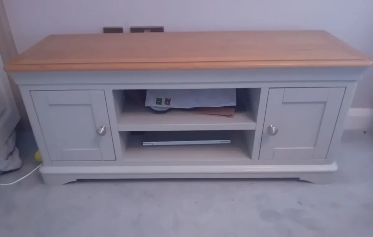 Tv unit - Image 2