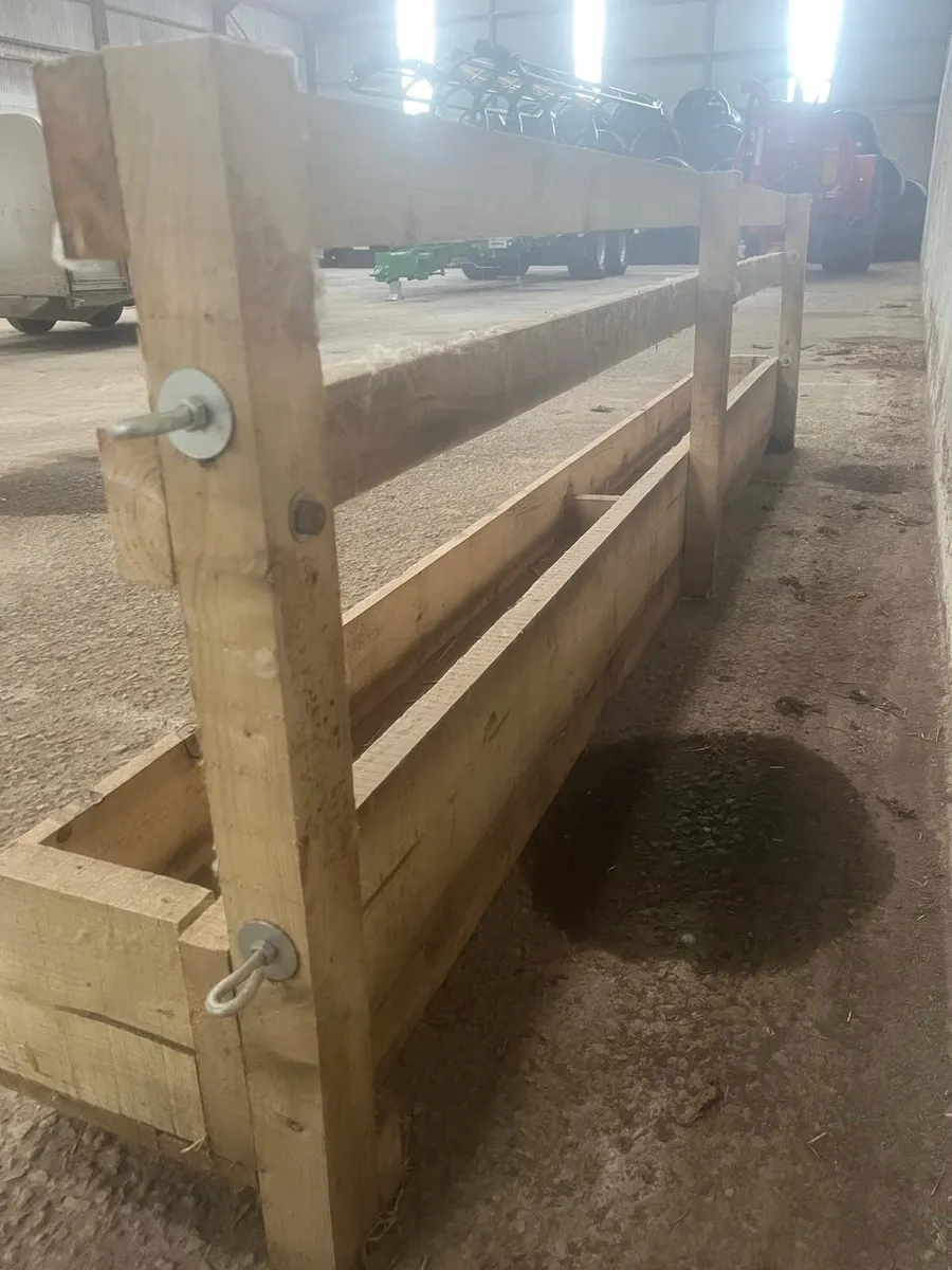 Wooden feed barriers for sheep - Image 4