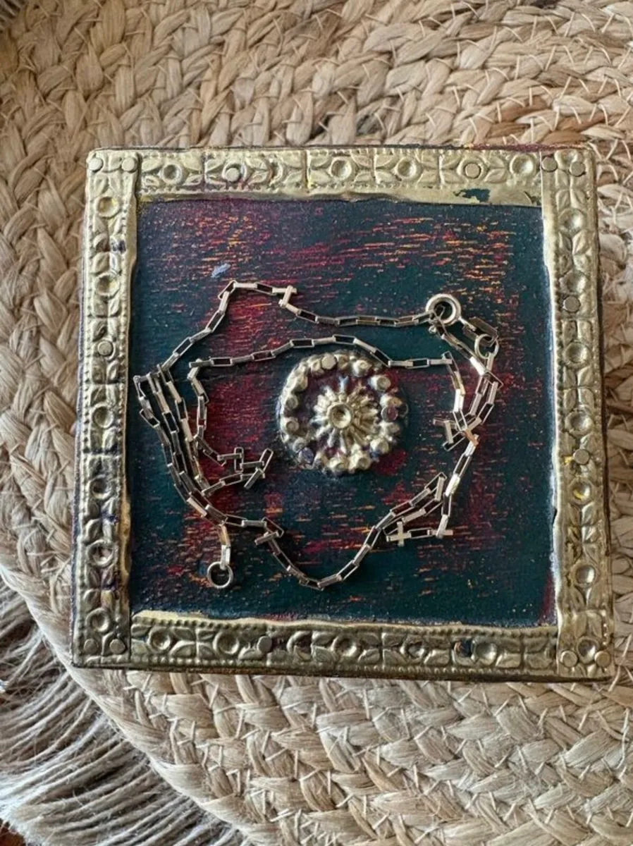 9k gold necklace - Image 1