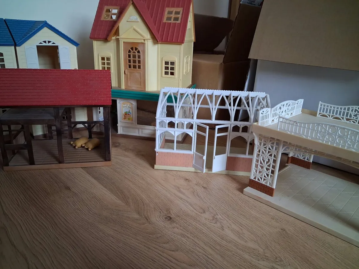 Sylvanian Families Collection - Image 2
