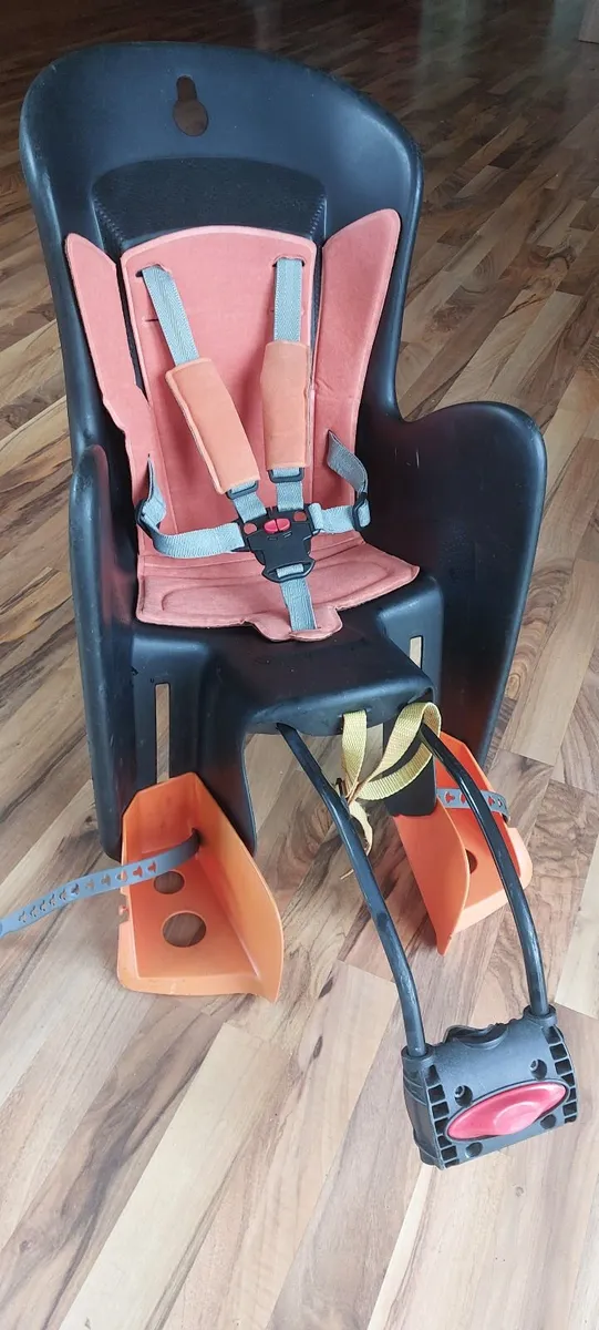 Baby seat for bike - Image 1